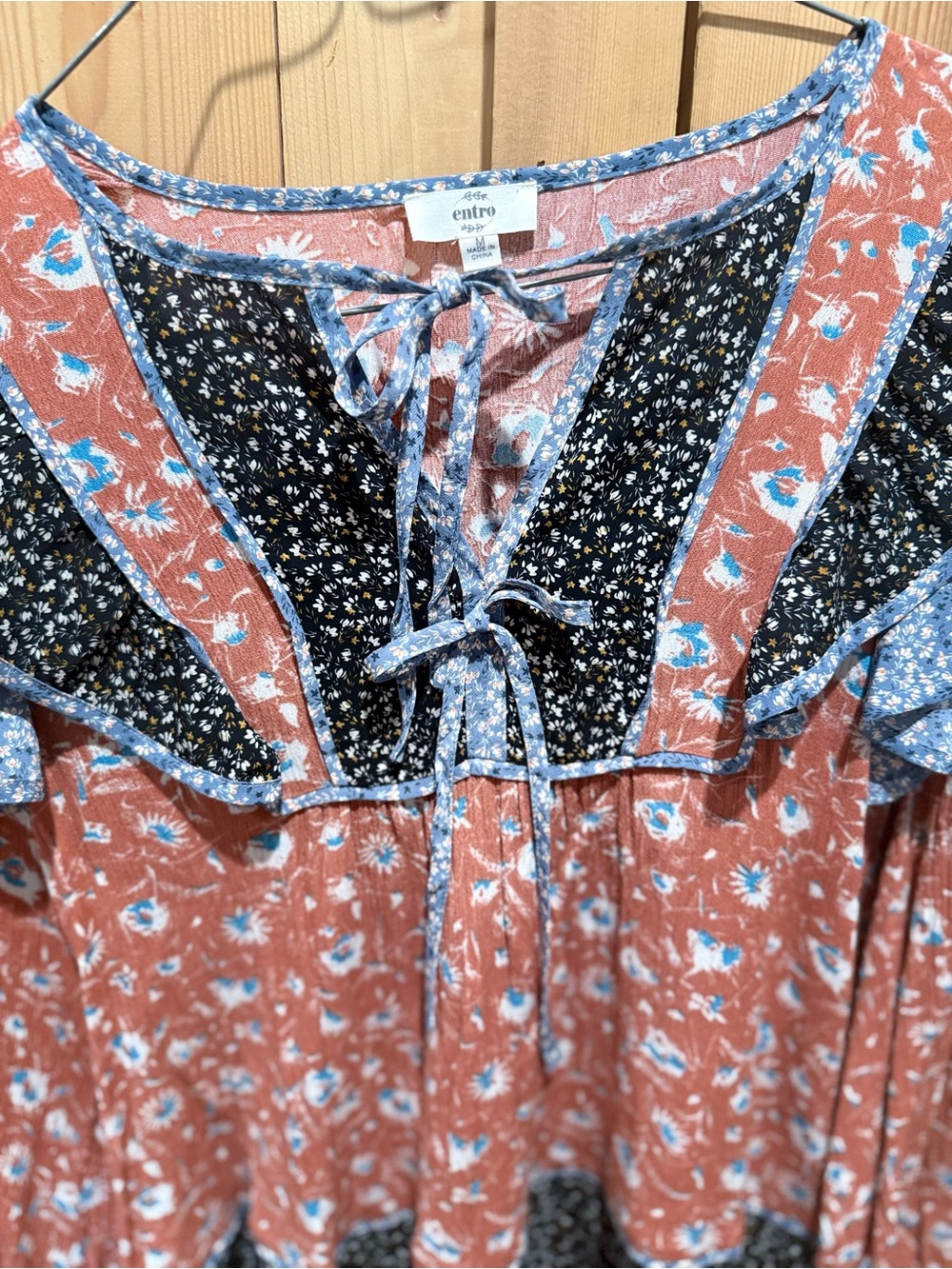 entro Rust Floral Patchwork Peasant Blouse - Picture 4 of 5